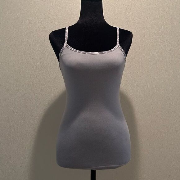Lululemon Size 4 Racerback Gray Top - Picture 1 of 8